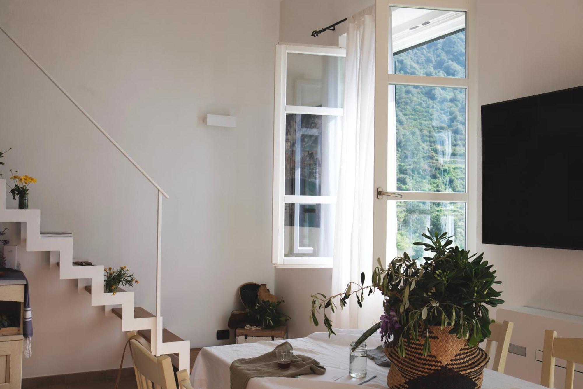 My Place Your Place Corniglia Exterior foto
