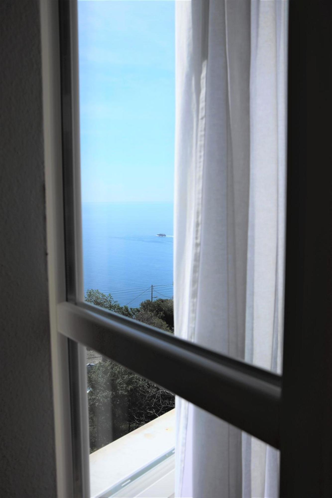 My Place Your Place Corniglia Exterior foto